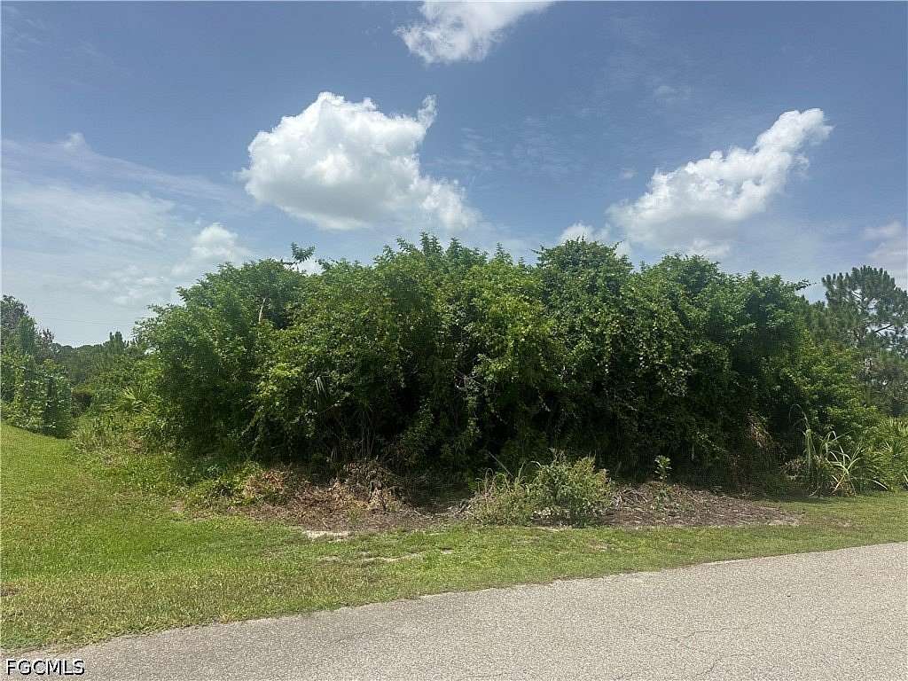 0.23 Acres of Residential Land for Sale in Lehigh Acres, Florida