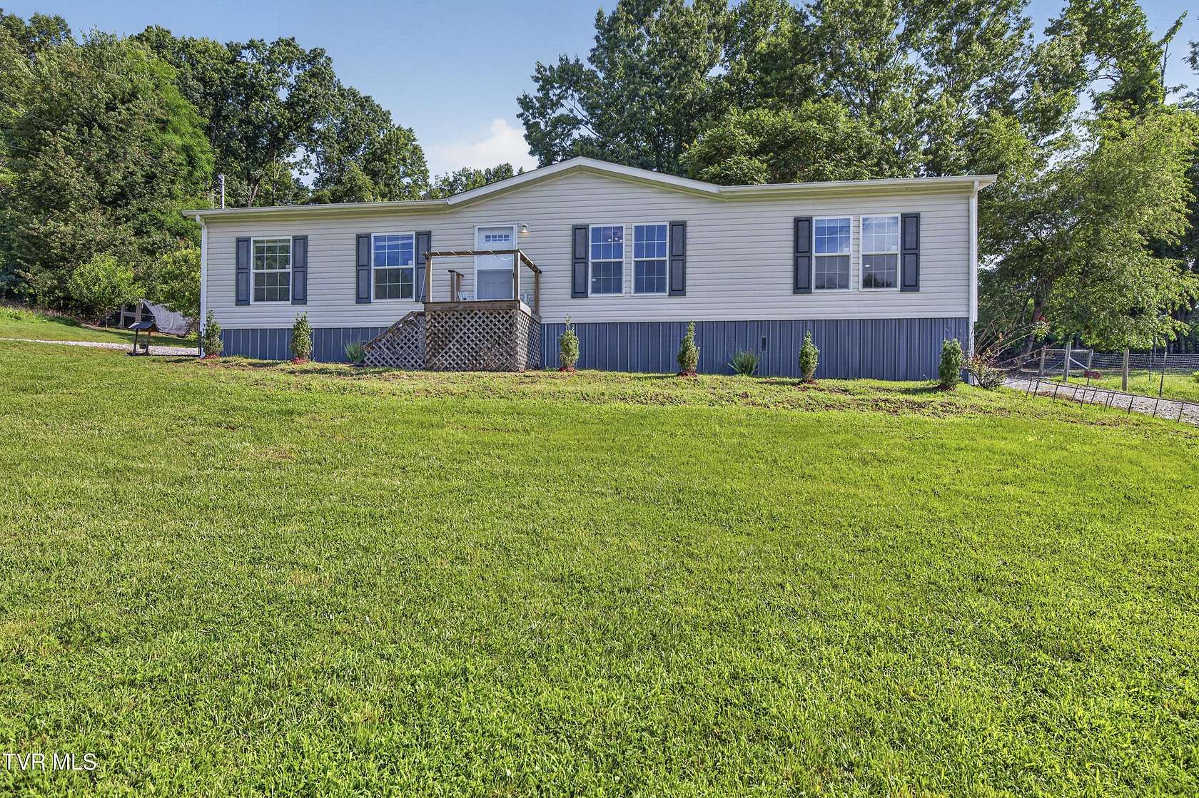 1.75 Acres of Land with Home for Sale in Cleveland, Virginia