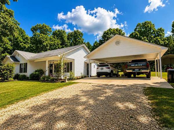 1.63 Acres of Land with Home for Sale in Redfield, Arkansas