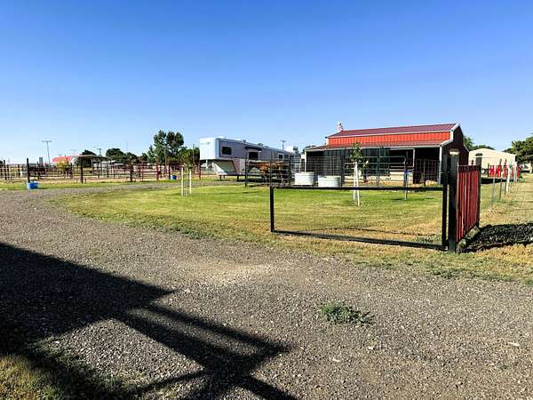 1 Acre of Land for Sale in Stratford, Texas