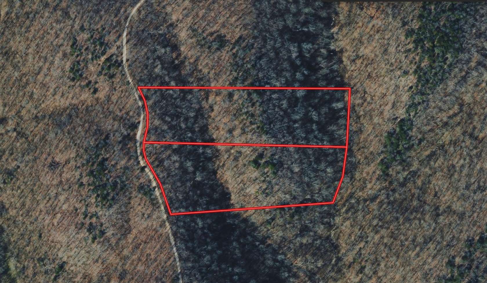 10.4 Acres of Land for Sale in Celina, Tennessee