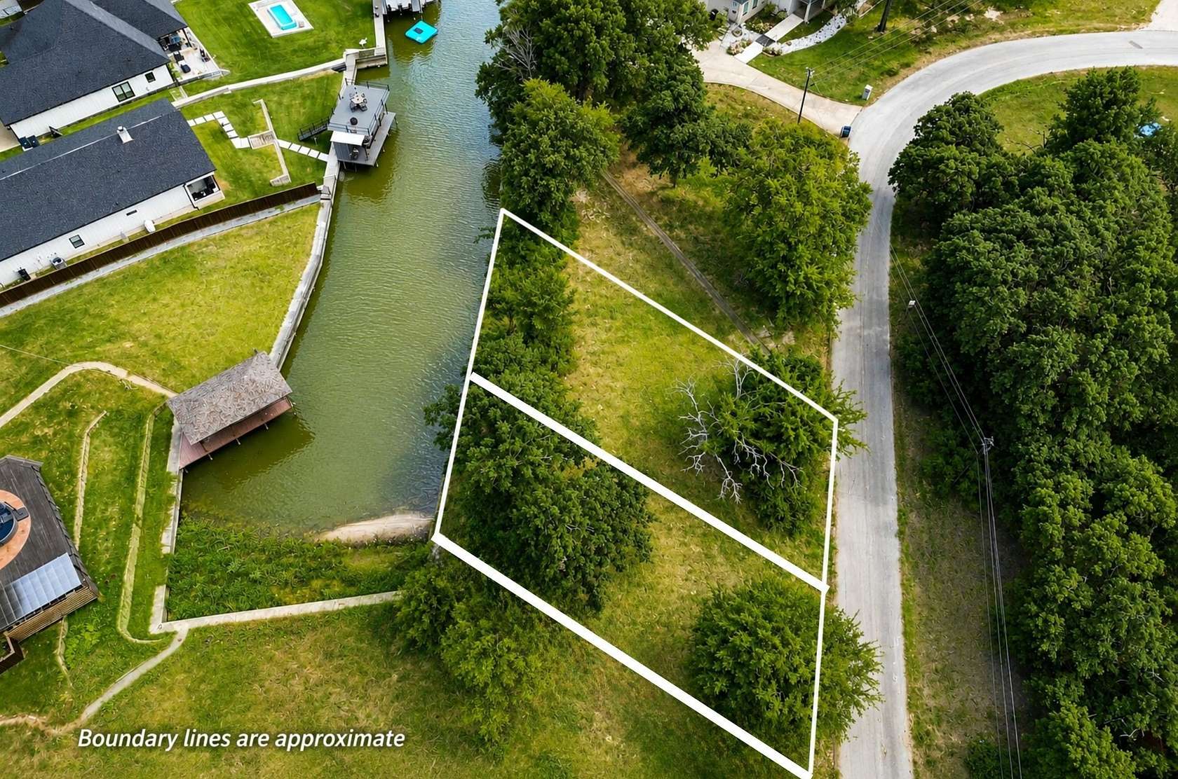 0.22 Acres of Residential Land for Sale in Gun Barrel City, Texas