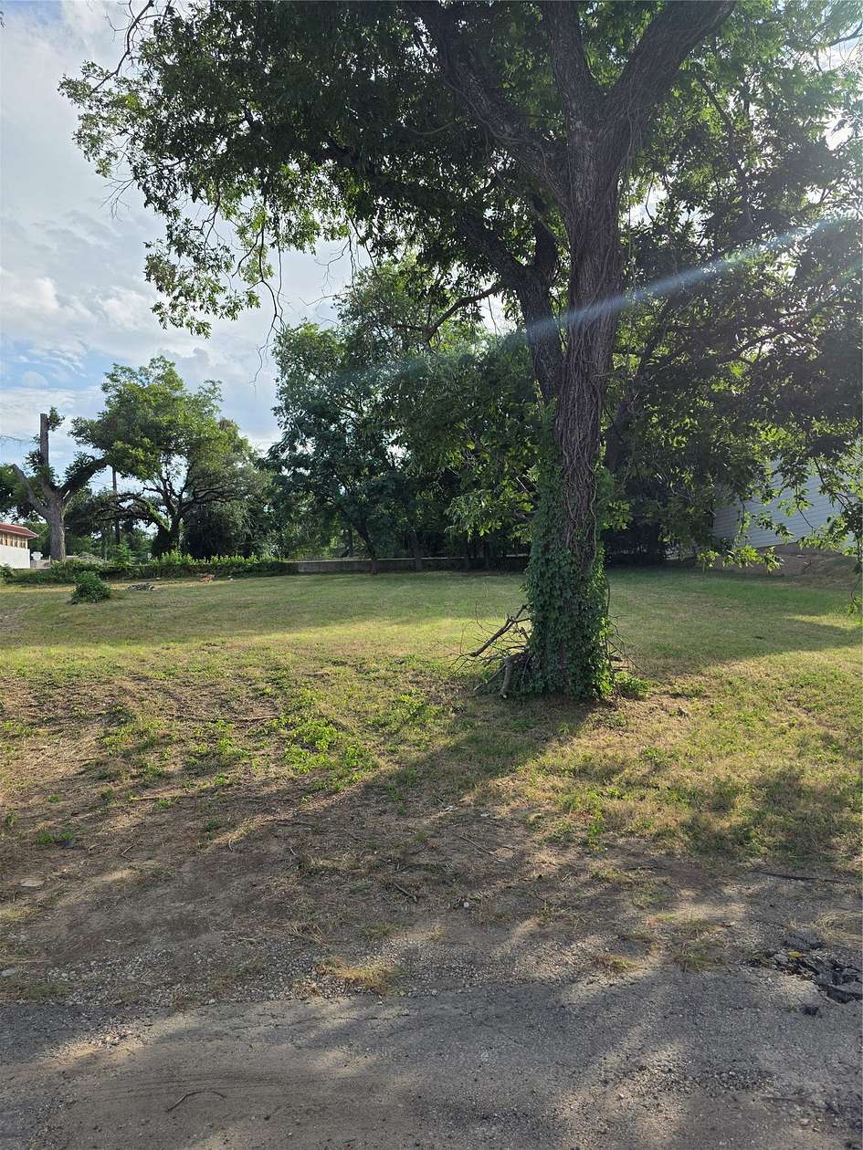 0.14 Acres of Residential Land for Sale in Waco, Texas