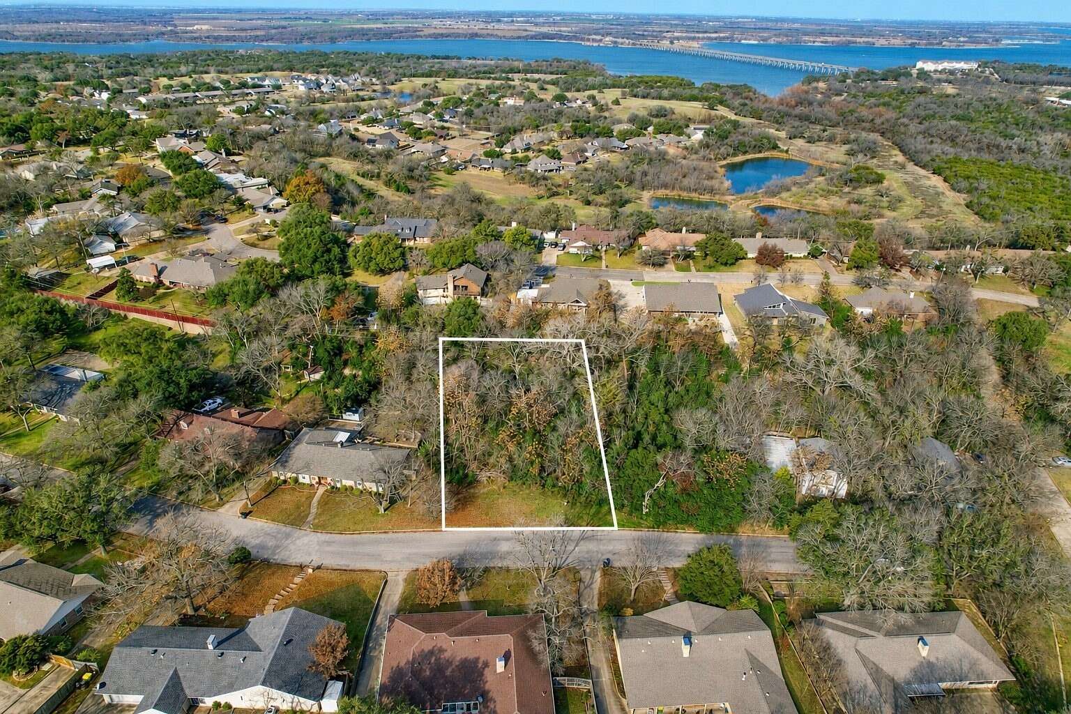 0.8 Acres of Residential Land for Sale in Woodway, Texas