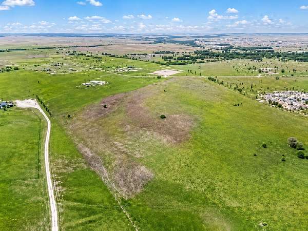 27 Acres of Recreational Land for Sale in Crowley, Texas