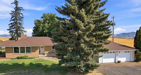 4.55 Acres of Land with Home for Sale in Fairfield, Washington