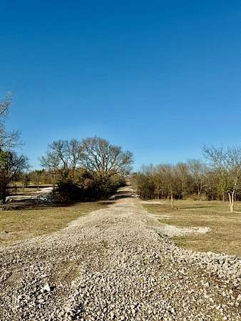 3.9 Acres of Residential Land for Sale in Van Alstyne, Texas
