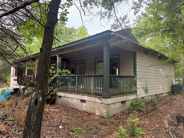 5.16 Acres of Land with Home for Sale in Eustace, Texas