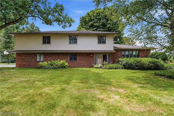 9 Acres of Land with Home for Sale in Hiram, Ohio