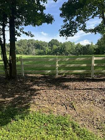 11.7 Acres of Land for Sale in Tullahoma, Tennessee