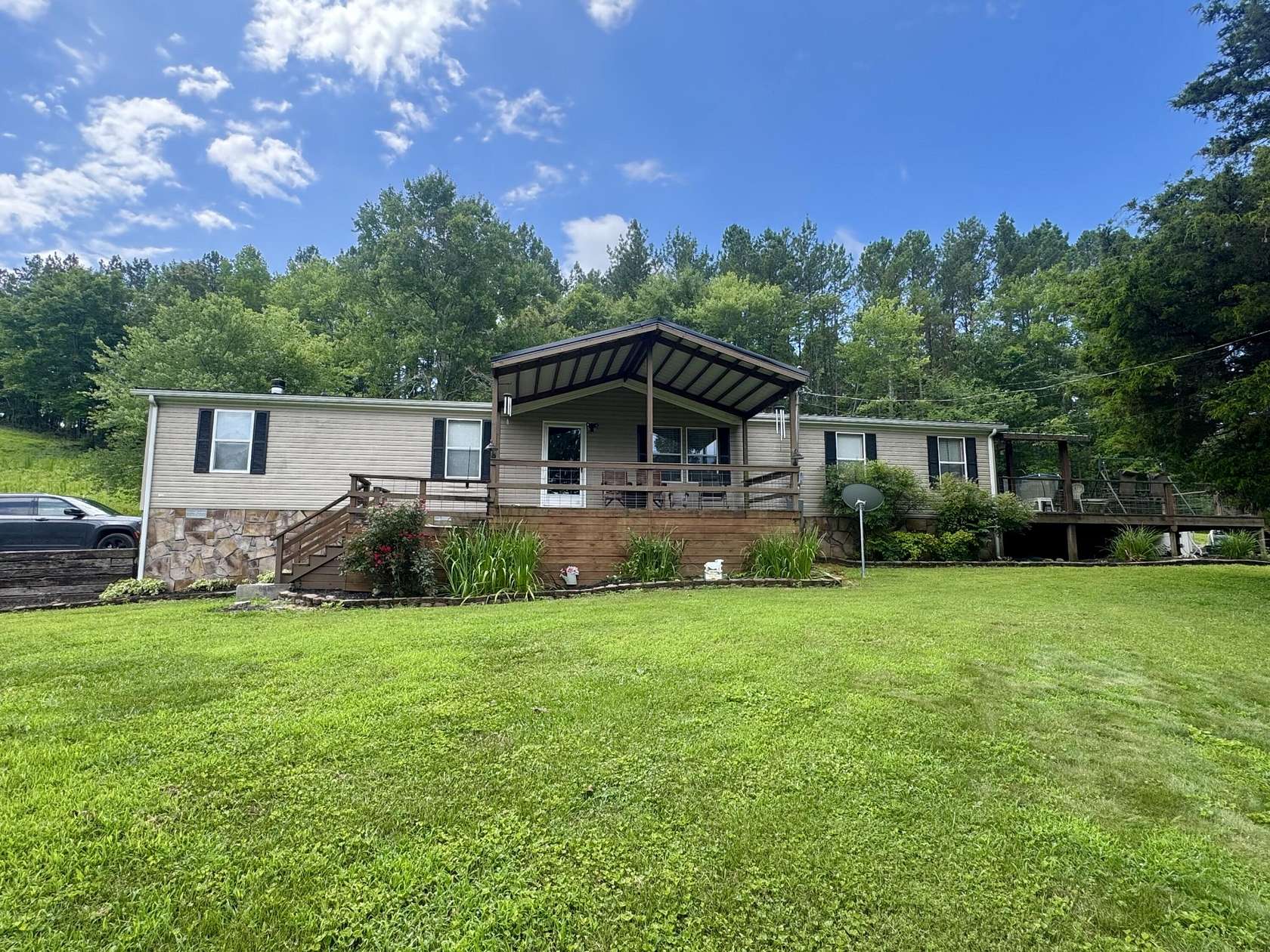 3.38 Acres of Land with Home for Sale in Evensville, Tennessee