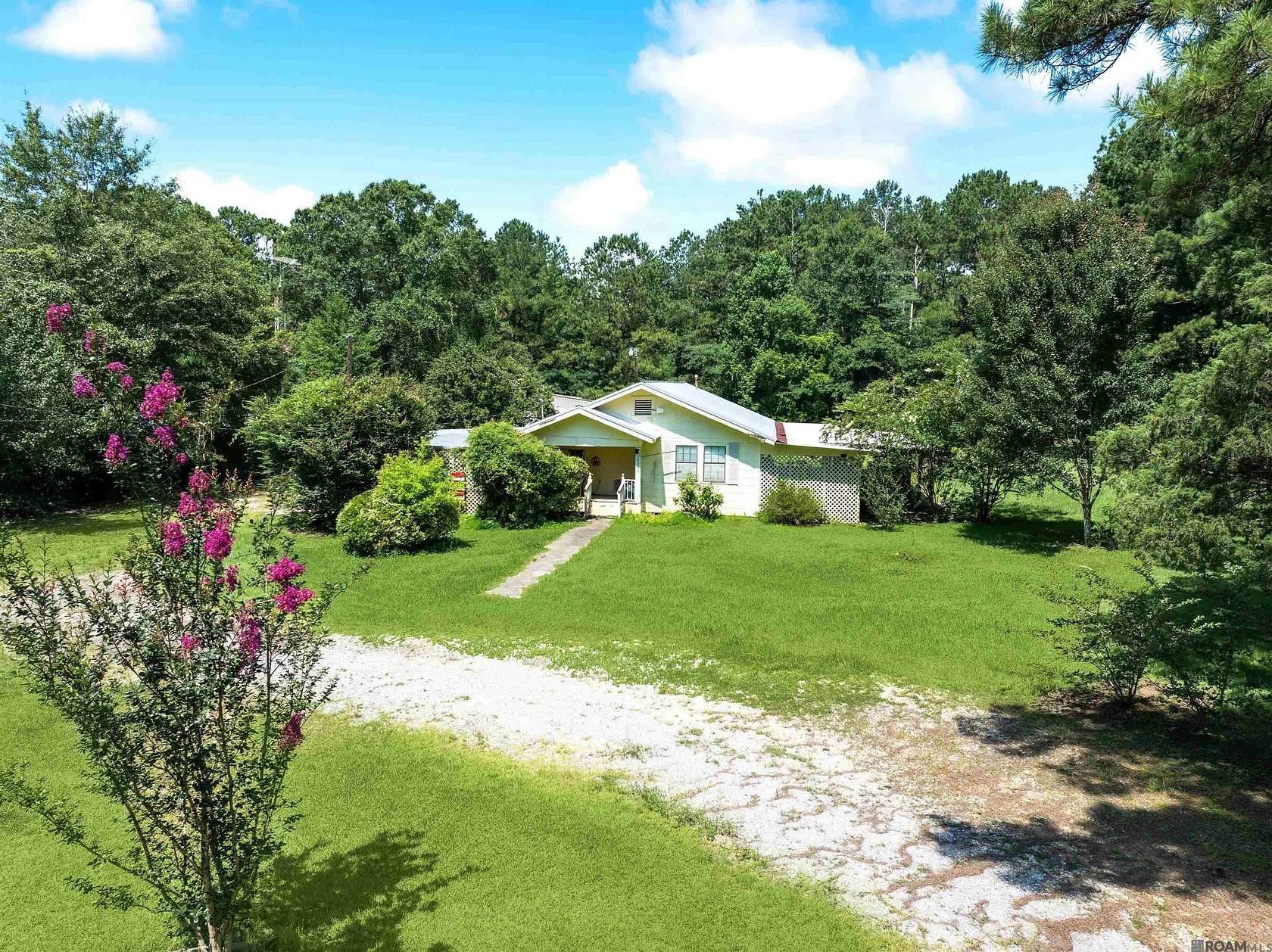2.5 Acres of Land with Home for Sale in Bogalusa, Louisiana