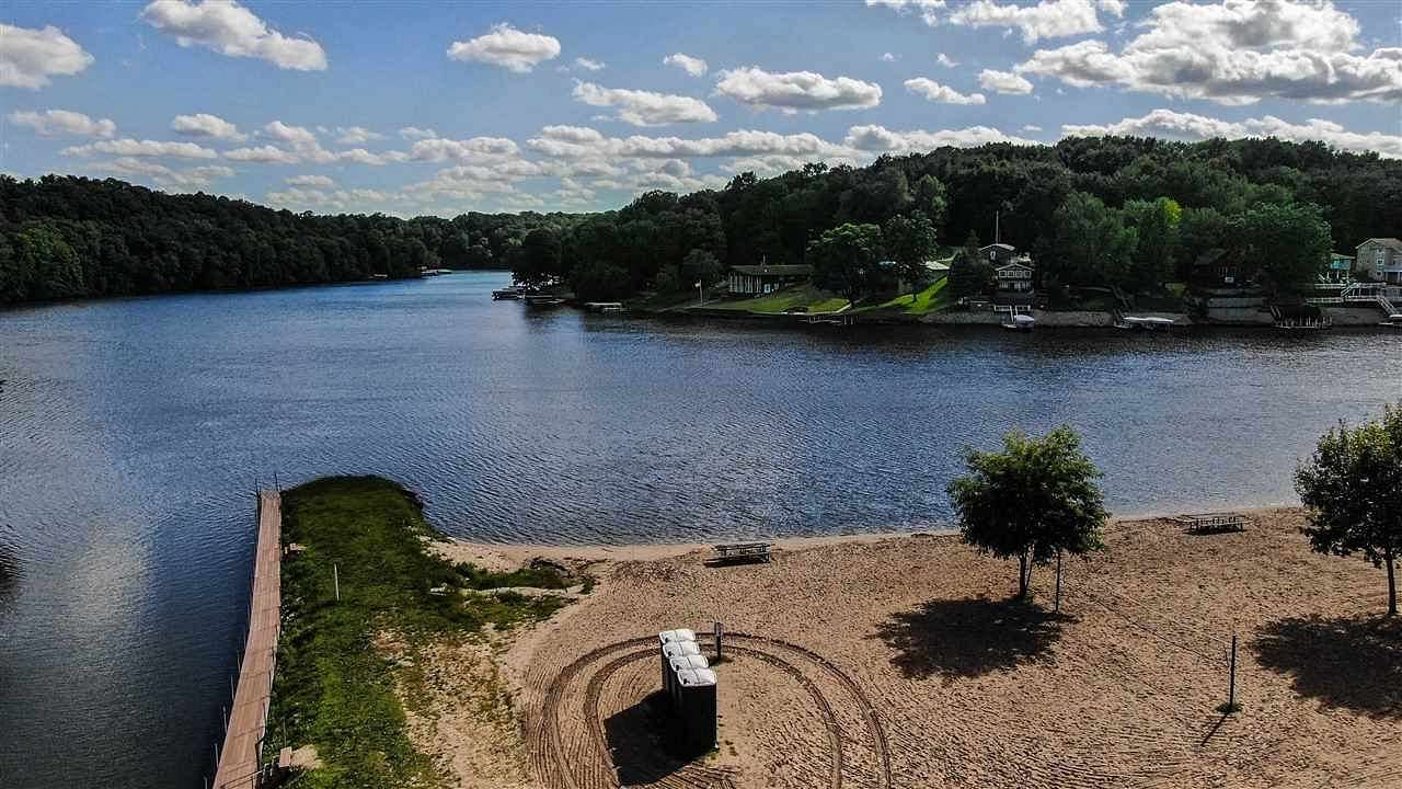 1.32 Acres of Residential Land for Sale in Delhi, Iowa