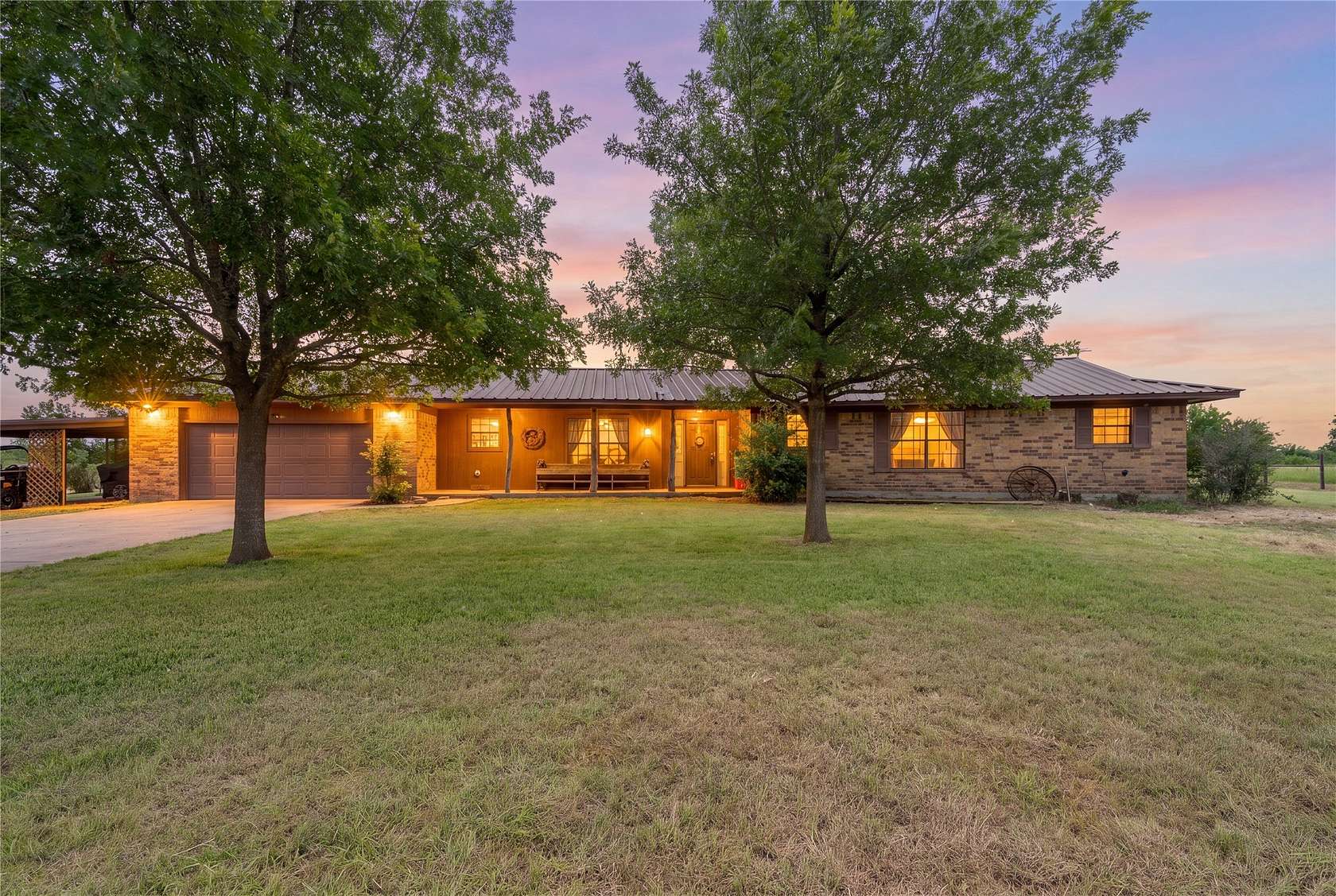 101 Acres of Recreational Land with Home for Sale in Mart, Texas