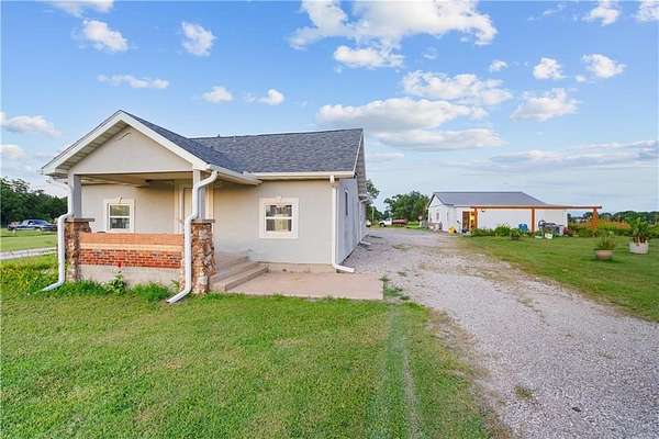 9.1 Acres of Land with Home for Sale in Coffeyville, Kansas