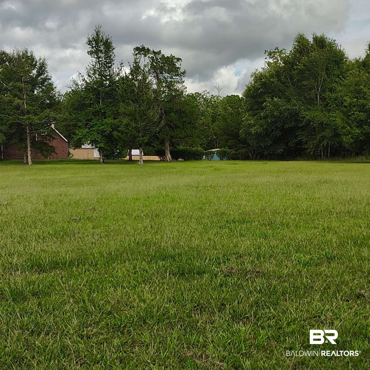 0.75 Acres of Residential Land for Sale in Elberta, Alabama