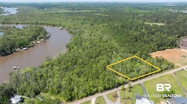 1 Acre of Residential Land for Sale in Fairhope, Alabama