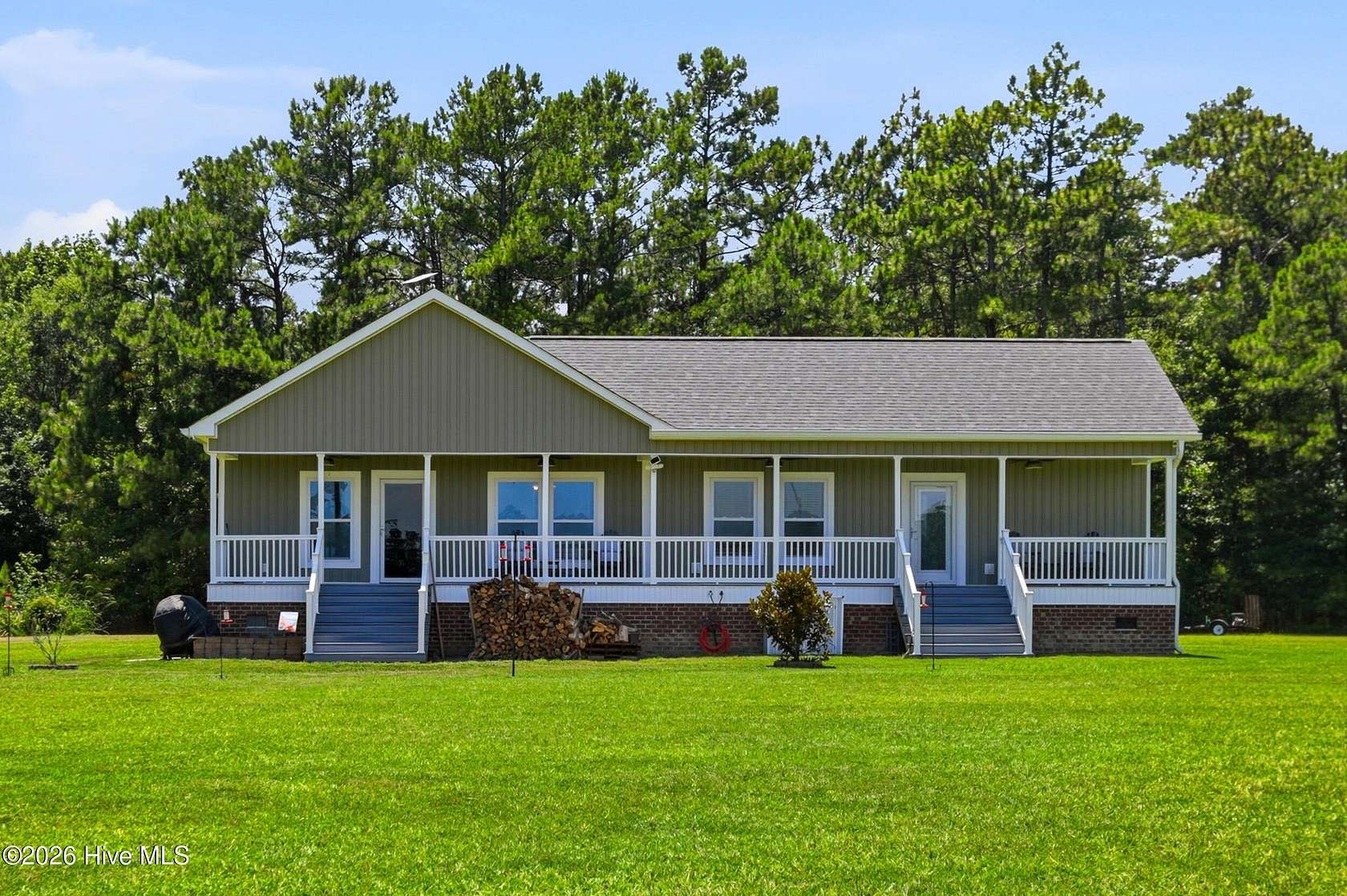 10 Acres of Land with Home for Sale in Hubert, North Carolina