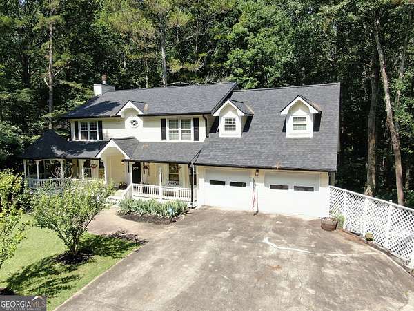 3 Acres of Land with Home for Sale in Douglasville, Georgia