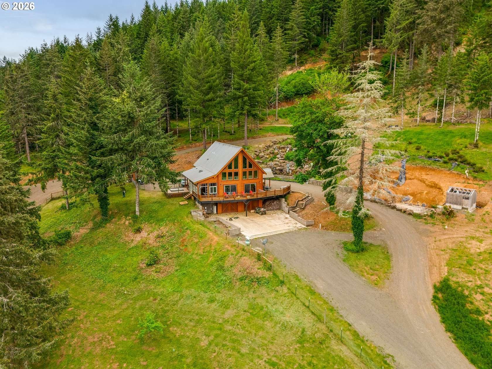 813 Acres of Land with Home for Sale in Veneta, Oregon