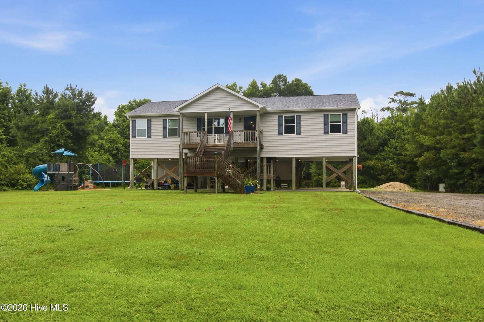 6.83 Acres of Land with Home for Sale in Beaufort, North Carolina