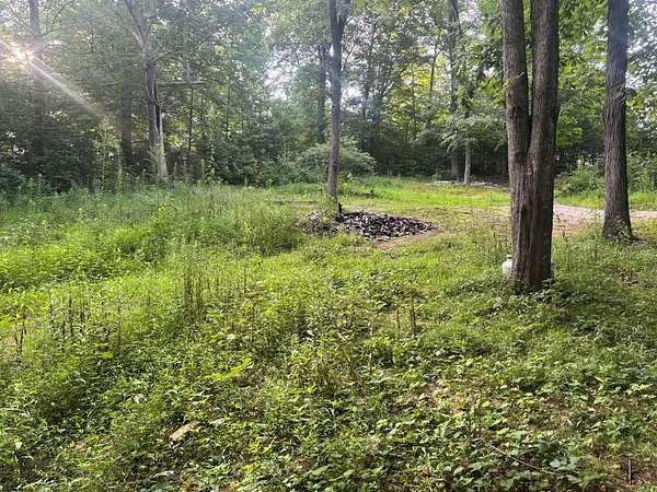 0.92 Acres of Residential Land for Sale in Roundhill, Kentucky