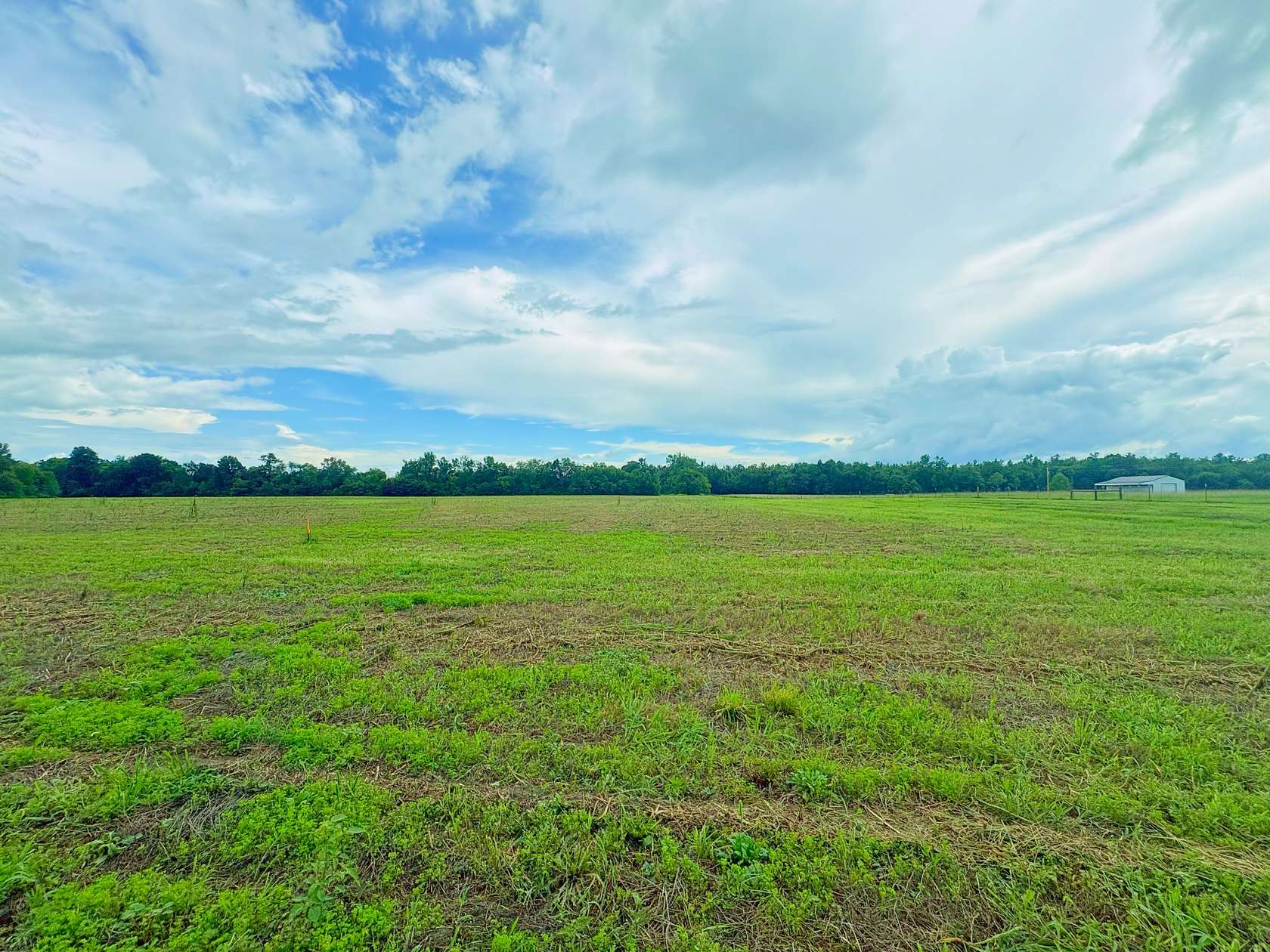 5 Acres of Residential Land for Sale in Manchester, Tennessee
