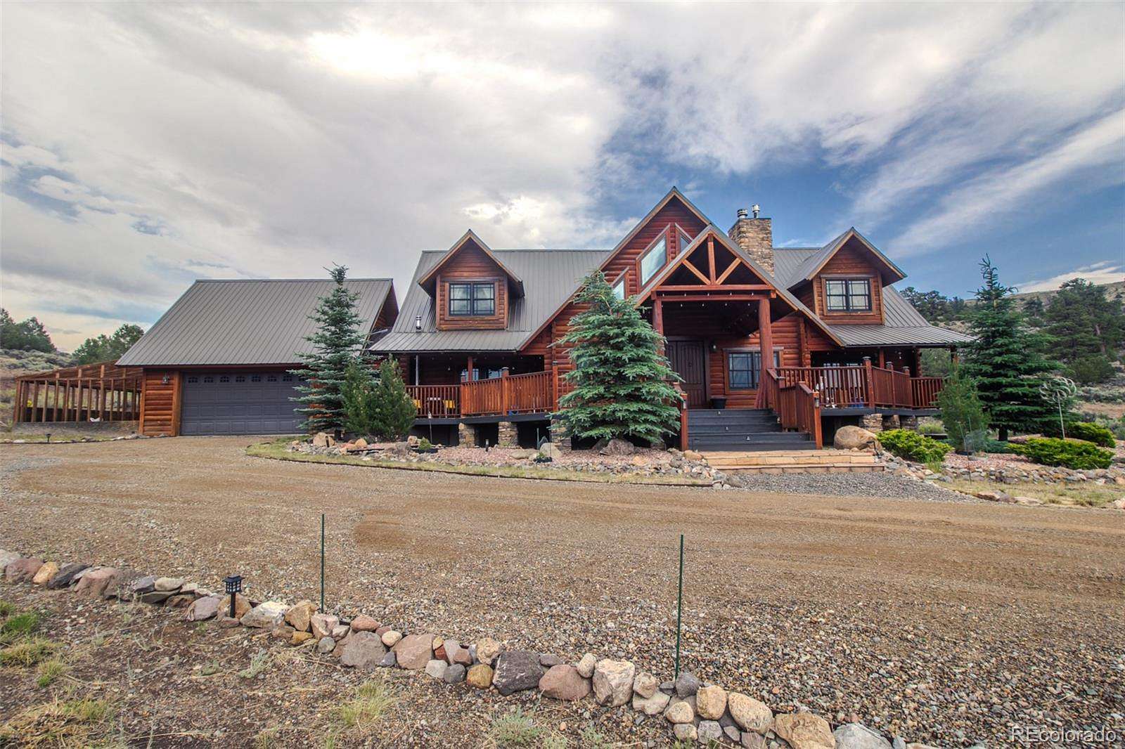 15.6 Acres of Land with Home for Sale in Fort Garland, Colorado