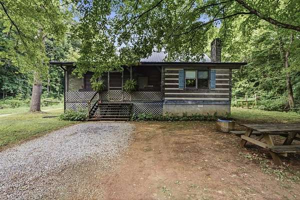 10 Acres of Land with Home for Sale in Fountain Run, Kentucky