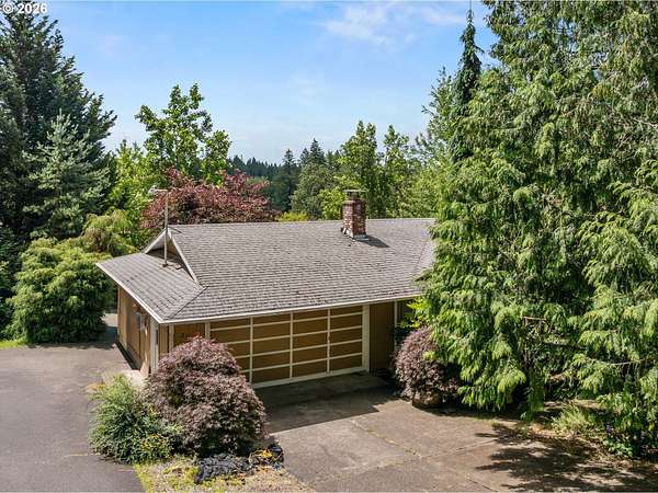 3 Acres of Land with Home for Sale in Eagle Creek, Oregon