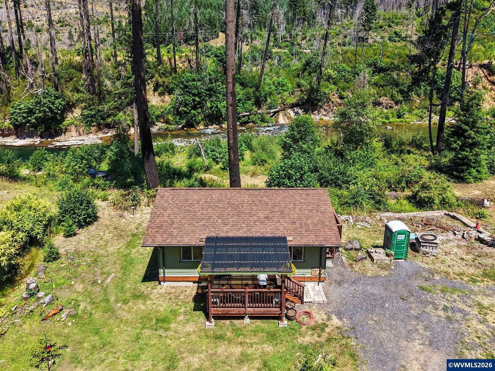 1.35 Acres of Land with Home for Sale in Lyons, Oregon