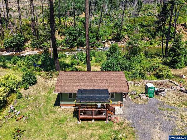 1.35 Acres of Land with Home for Sale in Lyons, Oregon