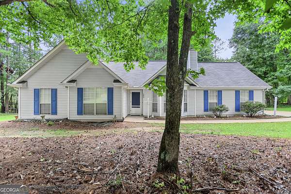 1.72 Acres of Land with Home for Sale in Newnan, Georgia