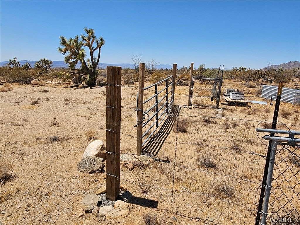 1 Acre of Residential Land for Sale in Yucca, Arizona
