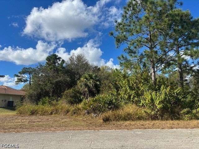 0.5 Acres of Residential Land for Sale in Lehigh Acres, Florida