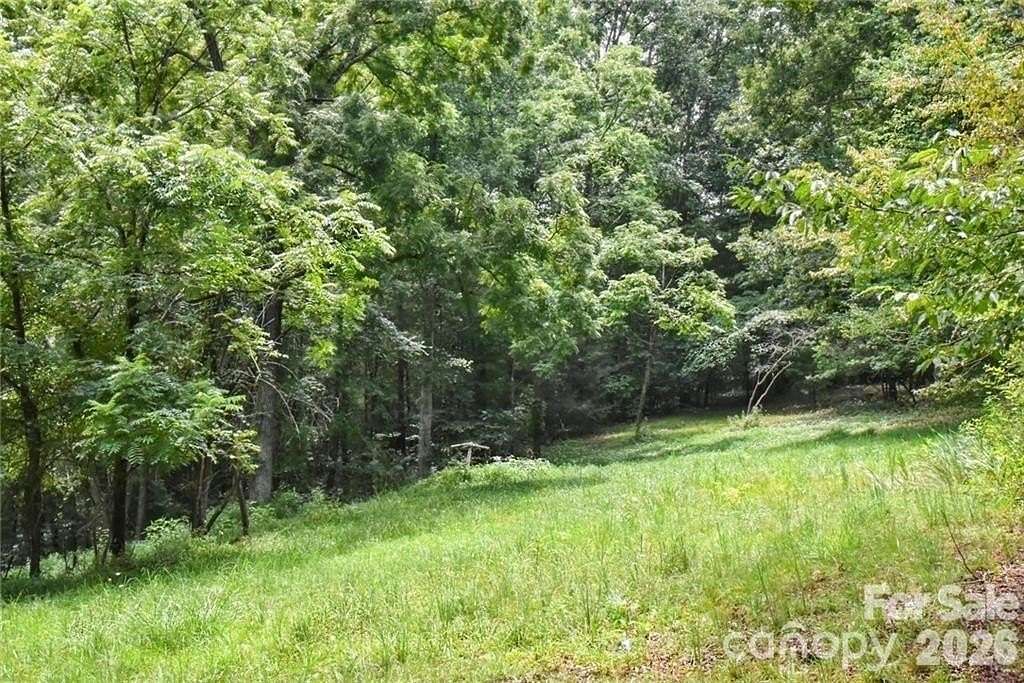 5 Acres of Land for Sale in Fairview, North Carolina