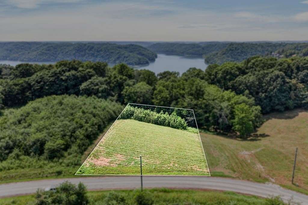 1.13 Acres of Residential Land for Sale in Baxter, Tennessee