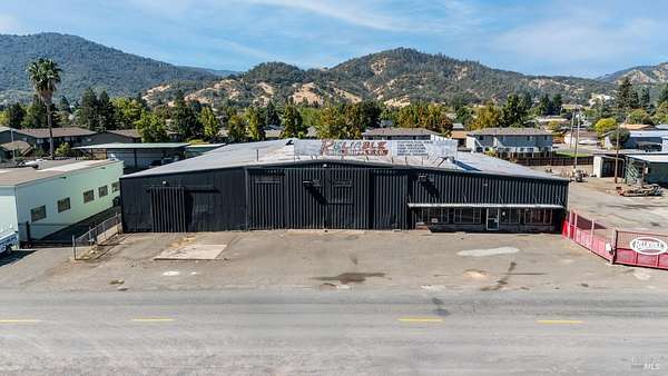1.53 Acres of Commercial Land for Sale in Ukiah, California
