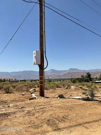 2.5 Acres of Residential Land for Sale in Weldon, California