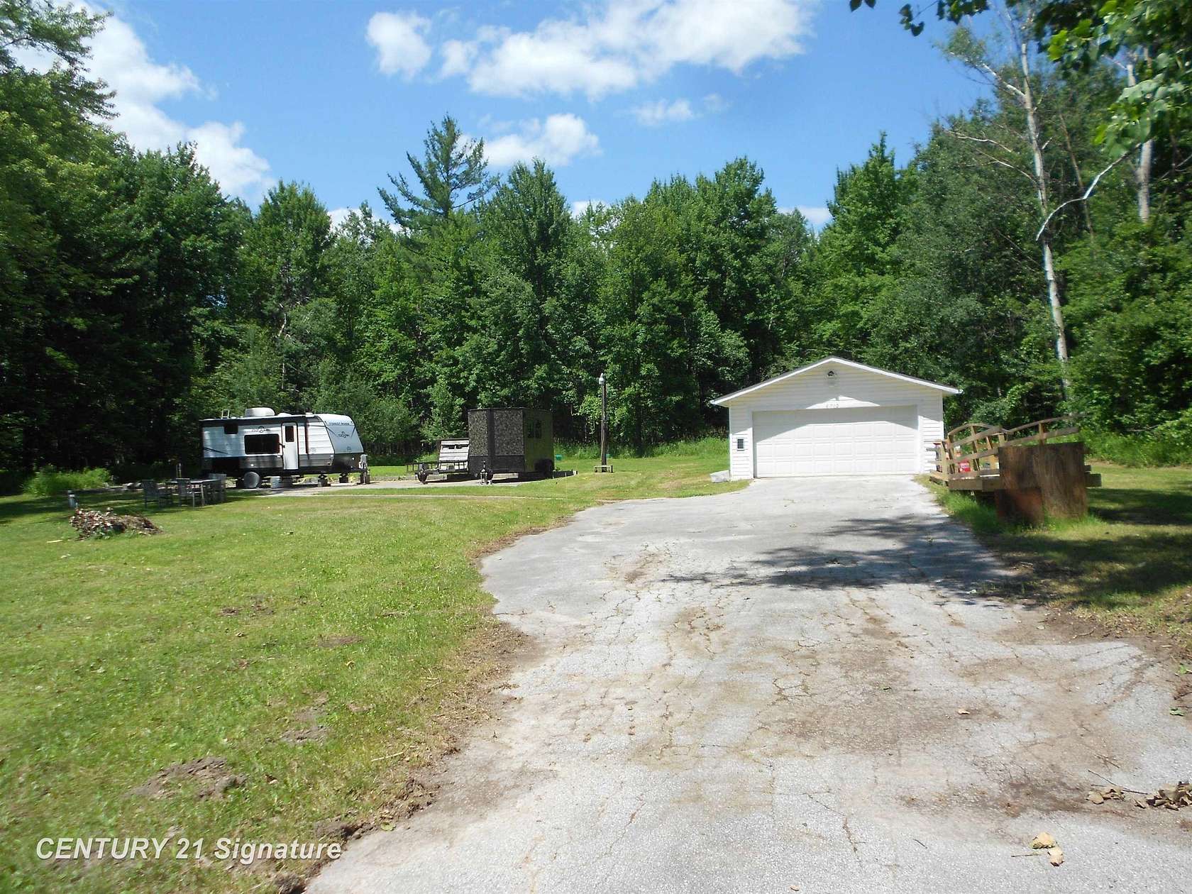 17 Acres of Recreational Land for Sale in Sterling, Michigan