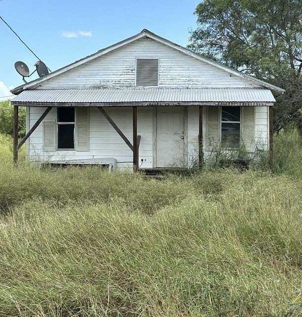 1.1 Acres of Land for Sale in Orange Grove, Texas