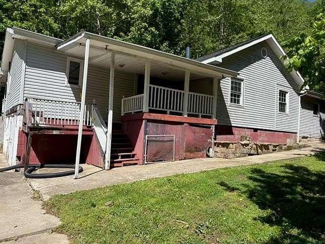 8 Acres of Land with Home for Sale in Van Lear, Kentucky