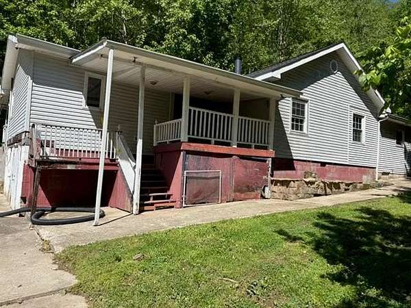 8 Acres of Land with Home for Sale in Van Lear, Kentucky