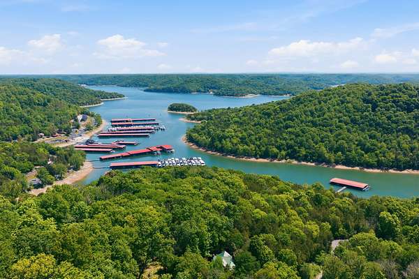 1 Acre of Residential Land for Sale in Lancaster, Tennessee