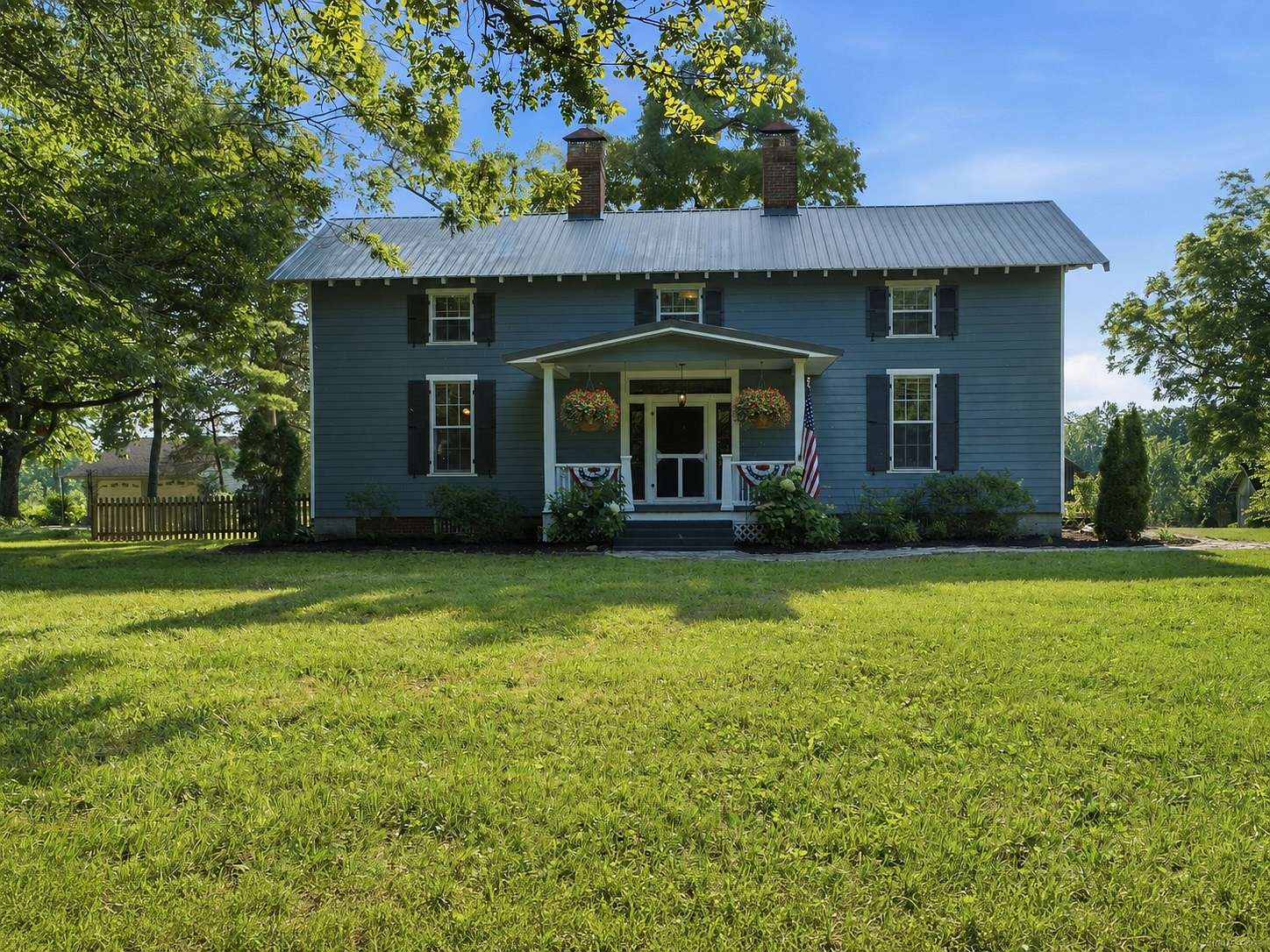 7 Acres of Land with Home for Sale in Ashland City, Tennessee
