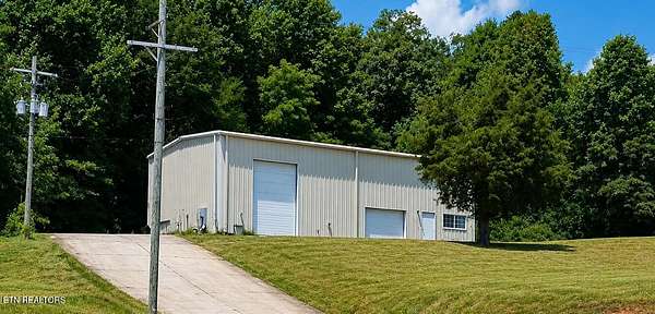 1.6 Acres of Improved Mixed-Use Land for Sale in Maryville, Tennessee