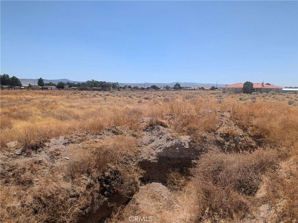1.25 Acres of Residential Land for Sale in Antelope Acres, California
