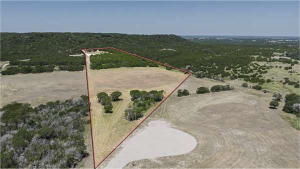 10 Acres of Land for Sale in Glen Rose, Texas