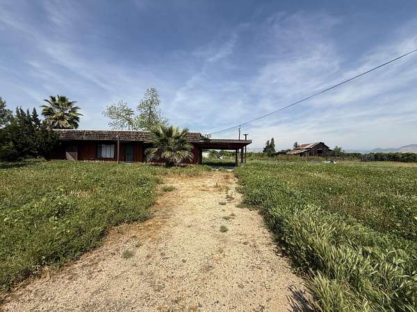 1.83 Acres of Improved Residential Land for Sale in Woodlake, California