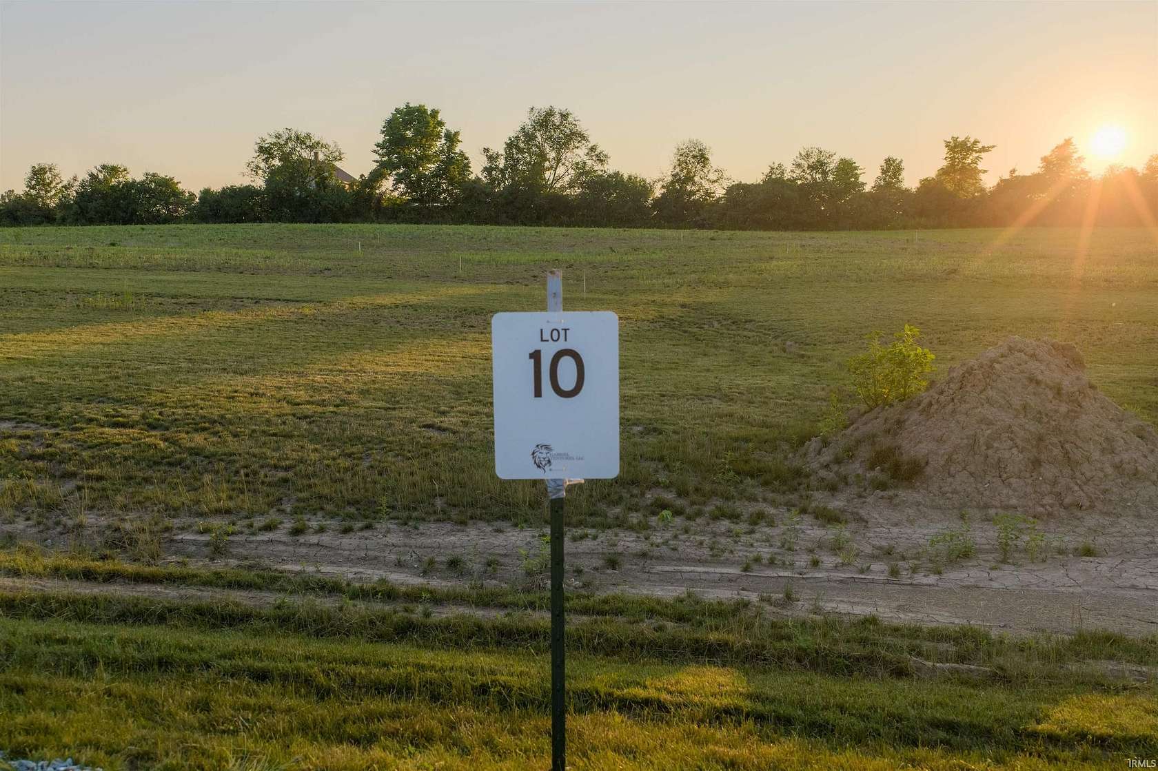 2.18 Acres of Residential Land for Sale in Roanoke, Indiana